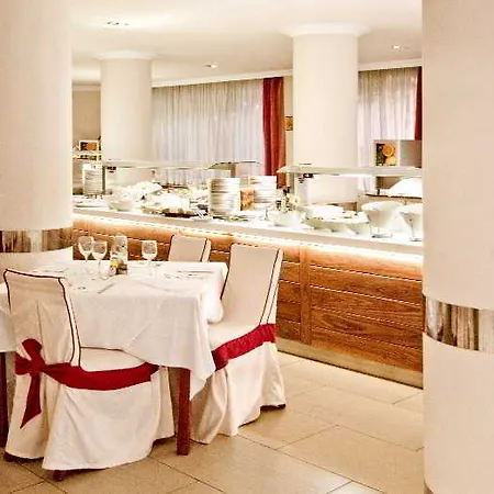 Ipanema Park 4* إل أرينال